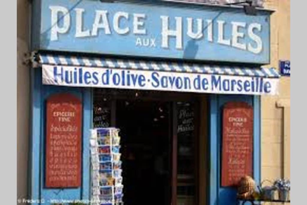 Appartement La Sardine Au Coeur Du Panier à Marseille Extérieur photo